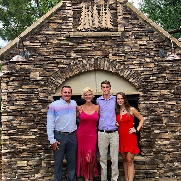 Meet your Posher, Jacqui - Picture 1 of 1